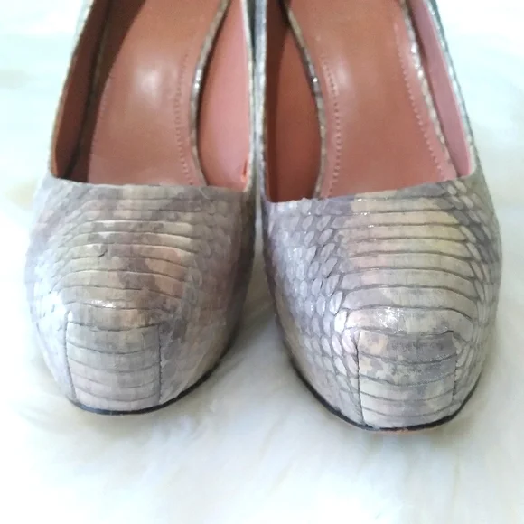 Vince Camuto  Platform Korsi Leather Snake Skin Silver Heels Size 5.5 - Picture 6 of 13